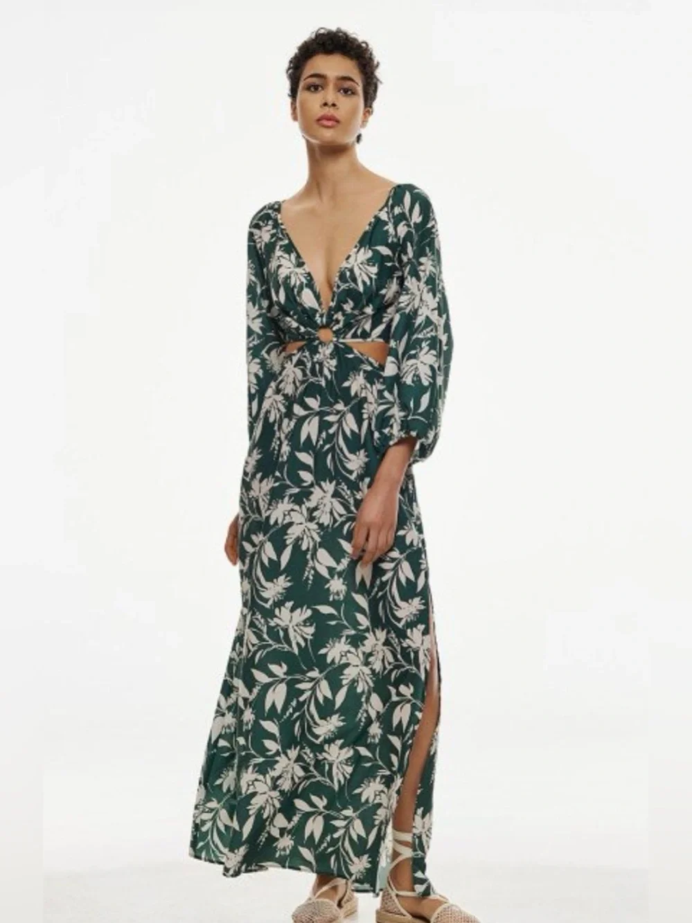 Abercrombie & Fitch long-sleeve plunge cut-out maxi dress size S